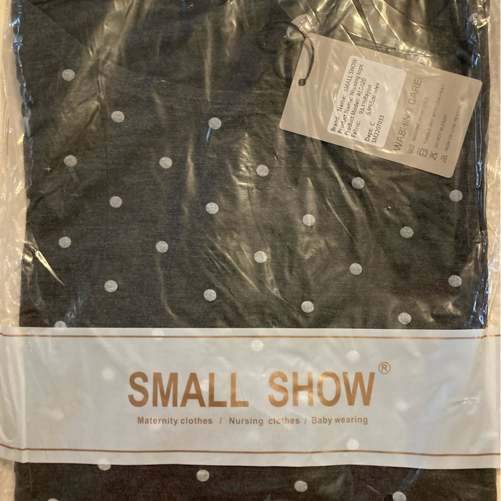 grey polka dot nursing top, medium.